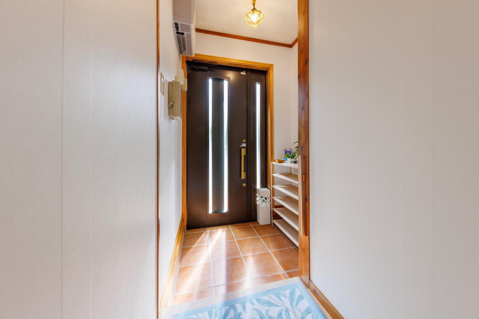 新規オープン サウナ Bbq ジャグジー付き 最大7名 無料駐車場4台 ビーチまで車で5分 Sky House Vila Uruma Exterior foto