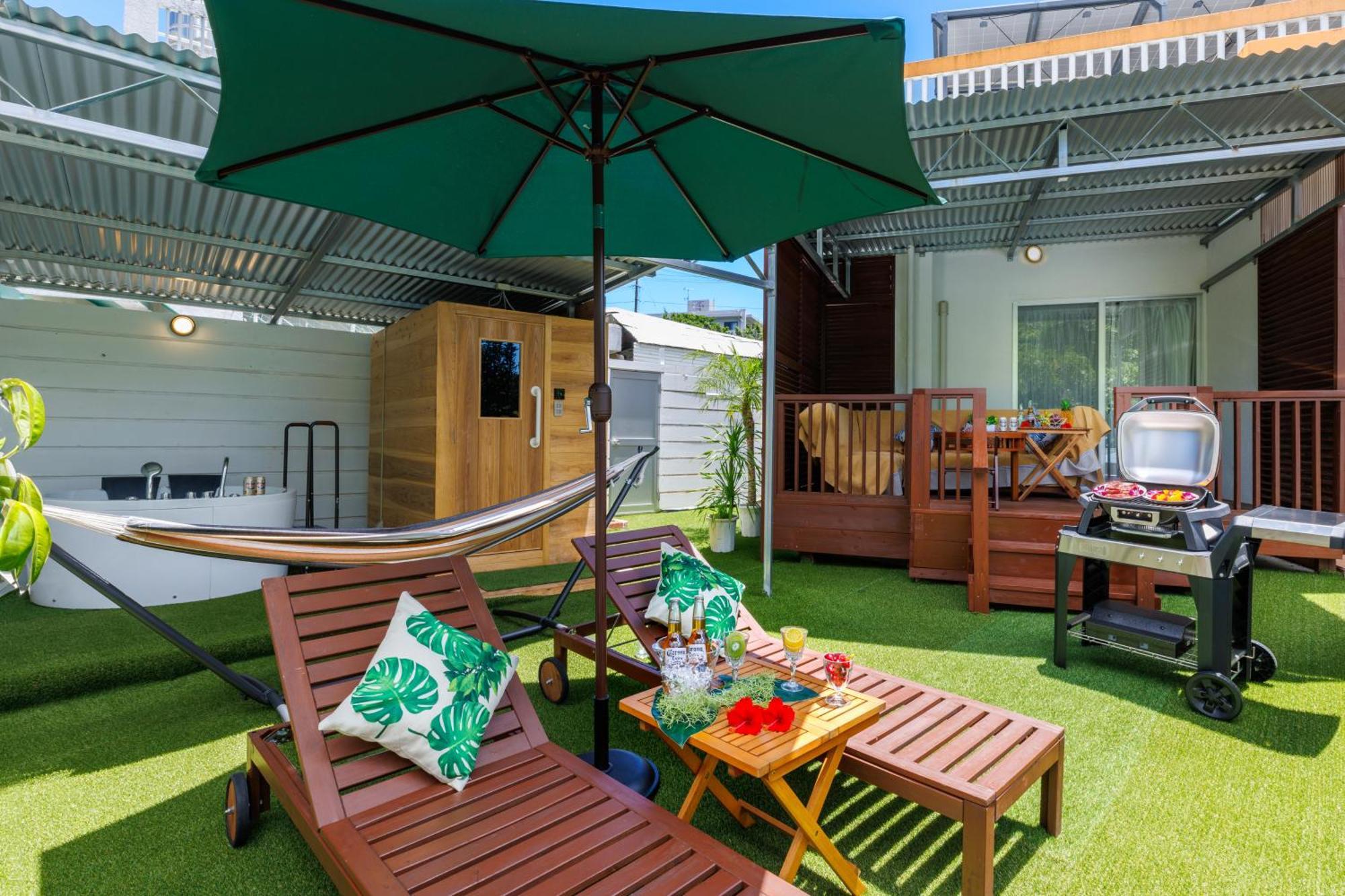新規オープン サウナ Bbq ジャグジー付き 最大7名 無料駐車場4台 ビーチまで車で5分 Sky House Vila Uruma Exterior foto